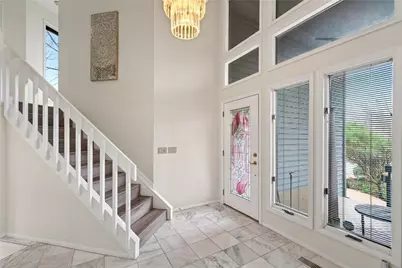 6425 Woodacre Court, Clayton, OH 45322 - Photo 8