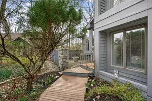 6425 Woodacre Ct, Clayton, OH 45322 - Photo 4