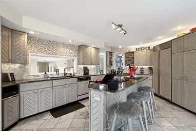 6425 Woodacre Court, Clayton, OH 45322 - Photo 20