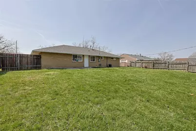 5595 Shady Oak Street, Huber Heights, OH 45424 - Photo 38