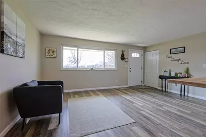 5595 Shady Oak Street, Huber Heights, OH 45424 - Photo 8