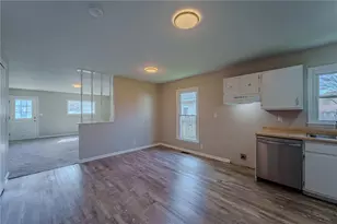 1005 Burt St, Springfield, OH 45505 - Photo 12