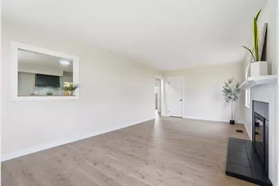 804 Hollendale Drive, Kettering, OH 45429 - Photo 4