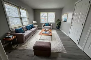 245 Valleyview Dr, Dayton, OH 45405 - Photo 4