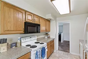 5825 Terrace Park Dr, Washington Twp, OH 45429 - Photo 20