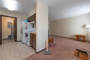 7627 Essington Cir, Washington Twp, OH 45459 - Photo 14