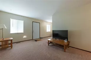 7627 Essington Cir, Washington Twp, OH 45459 - Photo 16