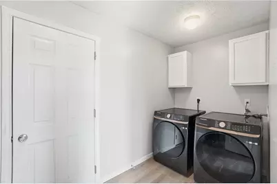 7276 Country Walk Drive, Franklin Twp, OH 45005 - Photo 14