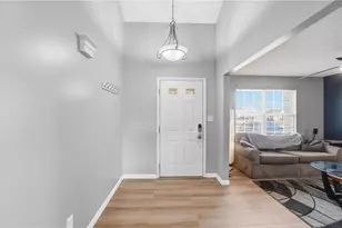 7276 Country Walk Dr, Franklin Twp, OH 45005 - Photo 4