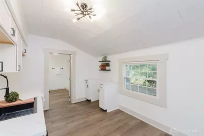 555 E Sycamore Street, Miamisburg, OH 45342 - Photo 12