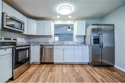 8918 Autumngate Lane, Huber Heights, OH 45424 - Photo 12