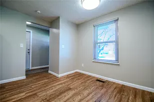 8918 Autumngate Ln, Huber Heights, OH 45424 - Photo 10