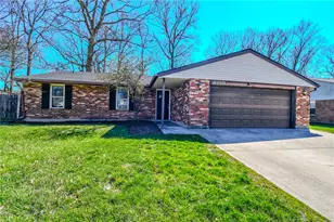 8918 Autumngate Ln, Huber Heights, OH 45424 - Photo 1