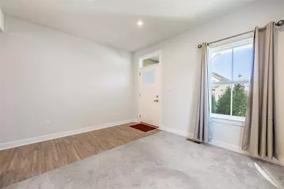 1040 Baywood Drive, Fairborn, OH 45324 - Photo 4