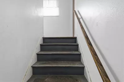 321 S Harbine Avenue, Dayton, OH 45403 - Photo 8