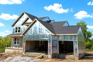 181 Farmstead Blvd, Springboro, OH 45066 - Photo 2