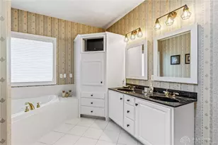 999 Brookwood Dr, Troy, OH 45373 - Photo 28