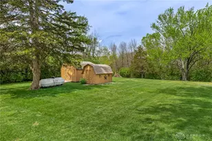 6915 Salem Ave, Clayton, OH 45315 - Photo 32