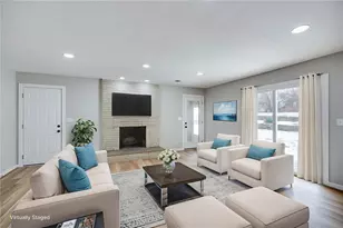 955 Oak Dale Dr, Xenia, OH 45385 - Photo 2