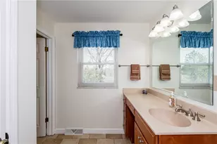 6571 Swissway Dr, Miami Township, OH 45459 - Photo 38