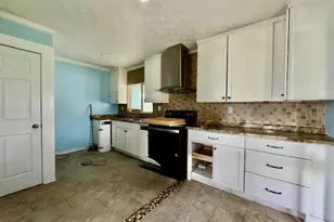 345 E Central Ave, West Carrollton, OH 45449 - Photo 24