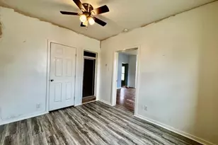 345 E Central Ave, West Carrollton, OH 45449 - Photo 14