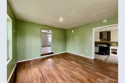 345 E Central Avenue, West Carrollton, OH 45449 - Photo 30