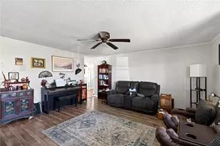 916 Mystic Ln, Troy, OH 45373 - Photo 1