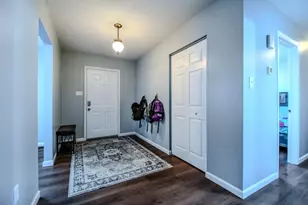 1276 Meadow Bridge Dr, Beavercreek, OH 45432 - Photo 10