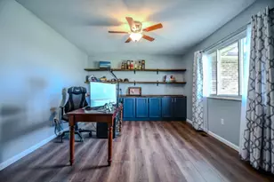 1276 Meadow Bridge Dr, Beavercreek, OH 45432 - Photo 12