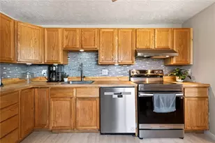 144 Stratmore St, Park Layne, OH 45344 - Photo 12