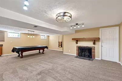 805 N Monroe Drive, Xenia, OH 45385 - Photo 34