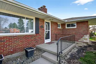 805 N Monroe Dr, Xenia, OH 45385 - Photo 6