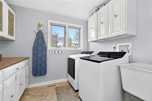 528 Manorside Ct, Washington Twp, OH 45459 - Photo 18