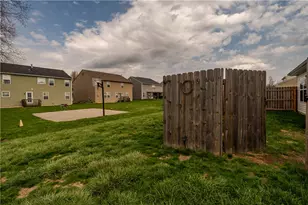 4969 Galileo Ave, Trotwood, OH 45426 - Photo 30