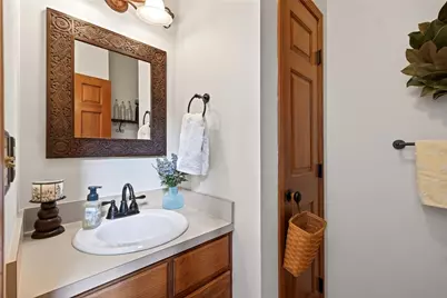 8280 Wildcat Road, Bethel Twp, OH 45371 - Photo 10