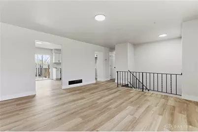 1105 Paget Drive, Miamisburg, OH 45342 - Photo 4