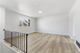 1105 Paget Dr, Miamisburg, OH 45342 - Photo 2