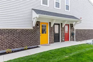 5203 Hazeltine Ln, Lebanon, OH 45036 - Photo 2