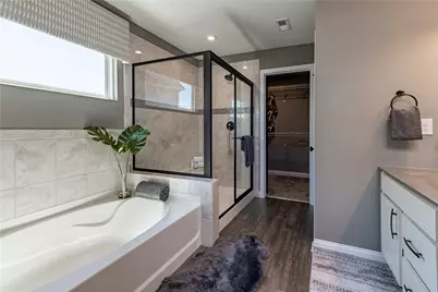 2004 Silver Linden Drive, Tipp City, OH 45371 - Photo 10