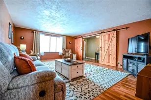 737 Honeysuckle Dr, Greenville Twp, OH 45331 - Photo 12