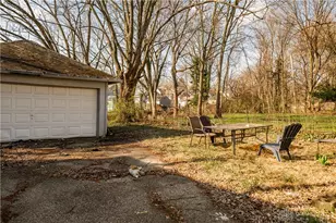 110 W Hudson Ave, Dayton, OH 45405 - Photo 18