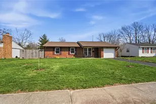 216 Winchester, Bethel Twp, OH 45344 - Photo 4