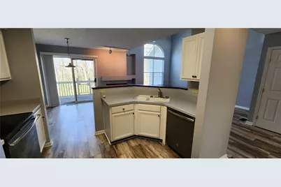 3946 W Summit Ridge Drive, Beavercreek, OH 45430 - Photo 6