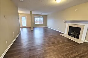 8715 Plum Creek Ct, Franklin Twp, OH 45005 - Photo 2