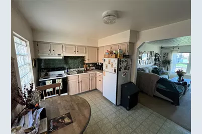 209 Carrlands Drive, Kettering, OH 45429 - Photo 10