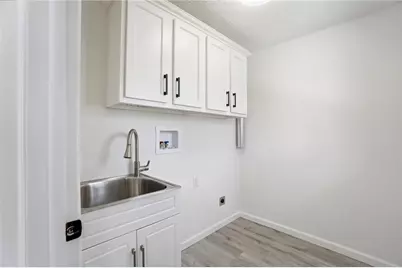 1039 Independence Drive, Kettering, OH 45429 - Photo 24