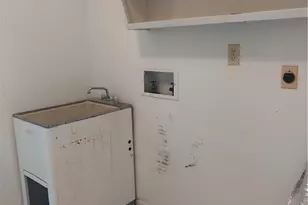 7554 Roselake Dr, Butler Twp, OH 45414 - Photo 36