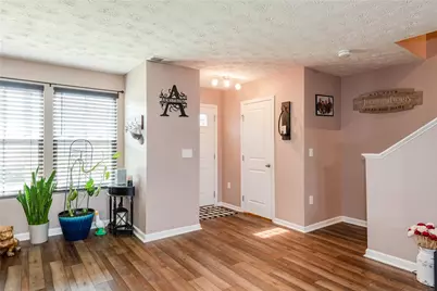 1115 Shannon Lane, Xenia, OH 45385 - Photo 2