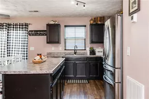 1115 Shannon Ln, Xenia, OH 45385 - Photo 6